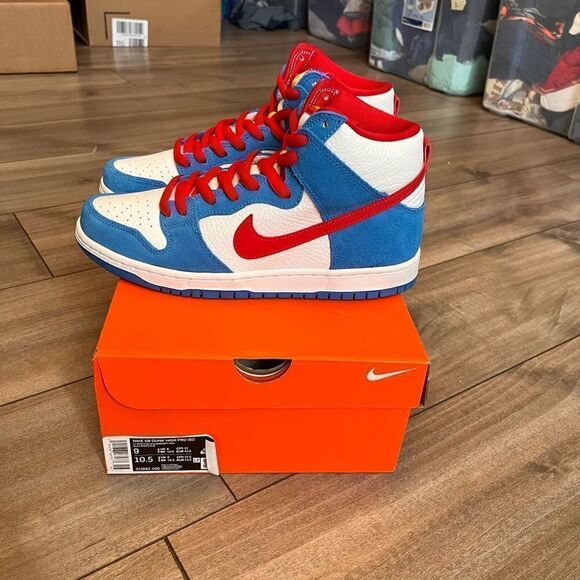 Nike Dunk High Pro SB Doraemon Athletic Sneaker Men 9 Blue/Red Suede- NEW IN BOX - Picture 4 of 7
